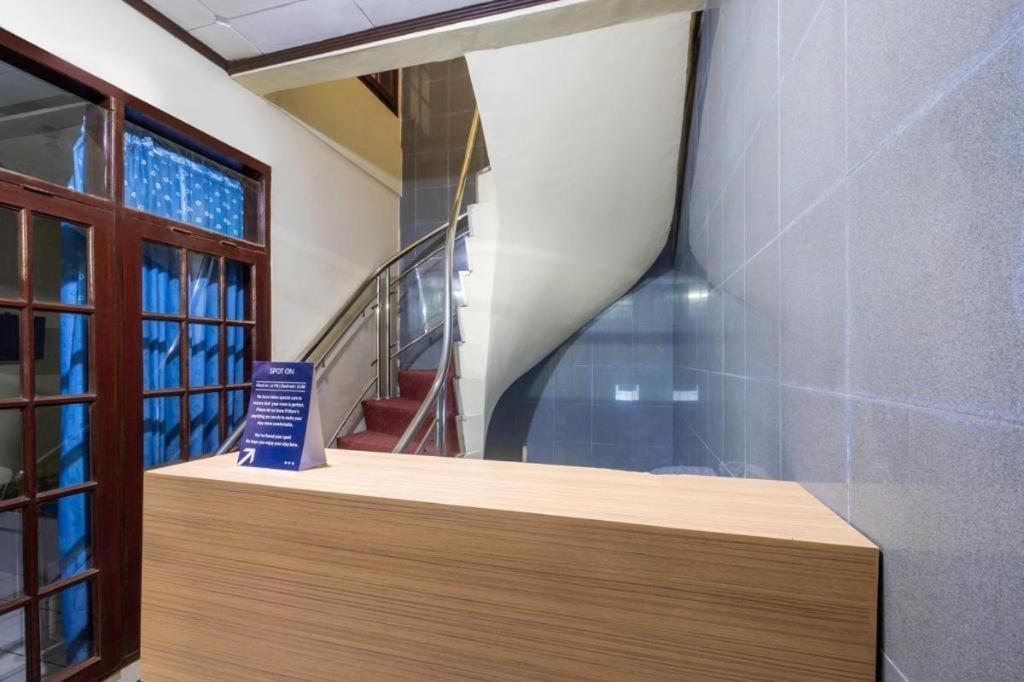 Super Oyo 2672 Bee M Syariah Hotel Bandung Exterior photo
