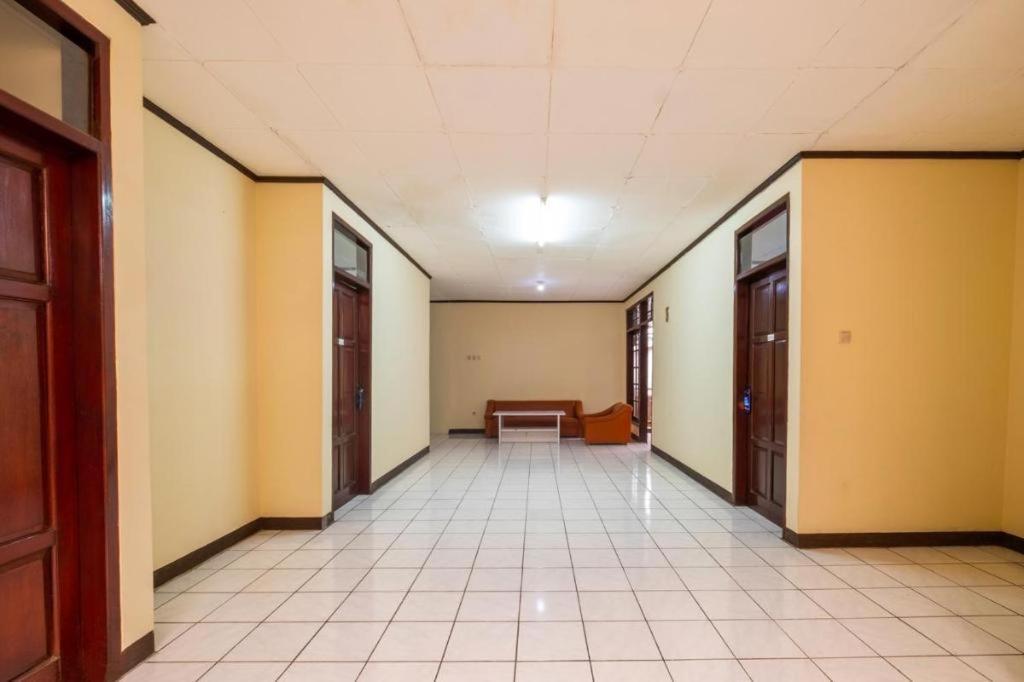 Super Oyo 2672 Bee M Syariah Hotel Bandung Exterior photo
