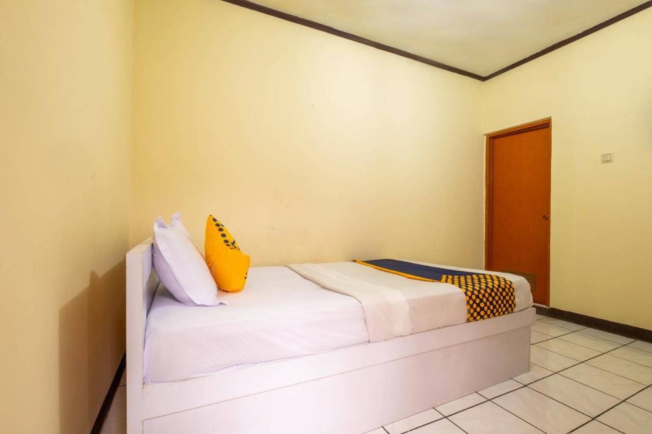 Super Oyo 2672 Bee M Syariah Hotel Bandung Exterior photo