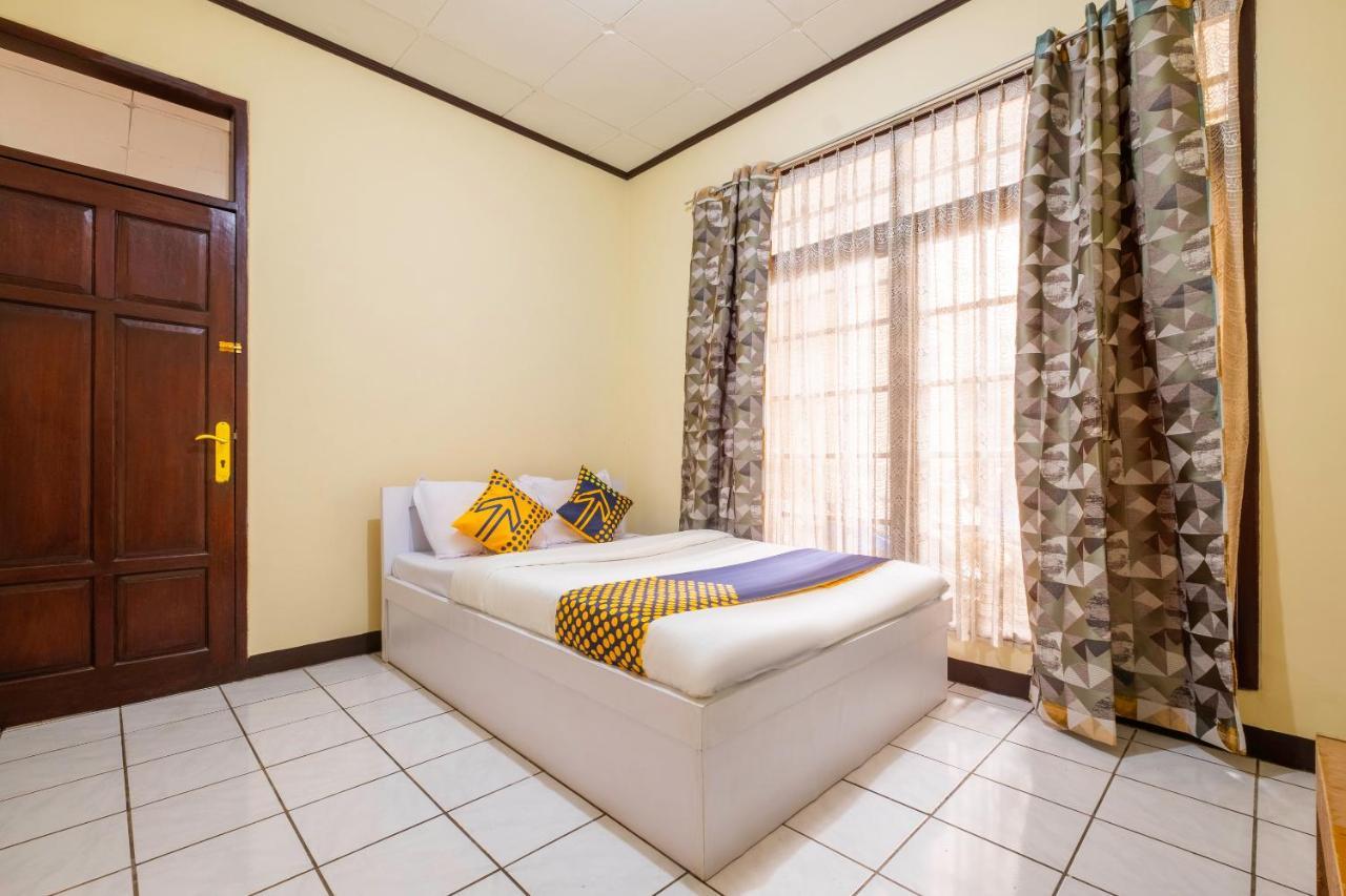 Super Oyo 2672 Bee M Syariah Hotel Bandung Exterior photo