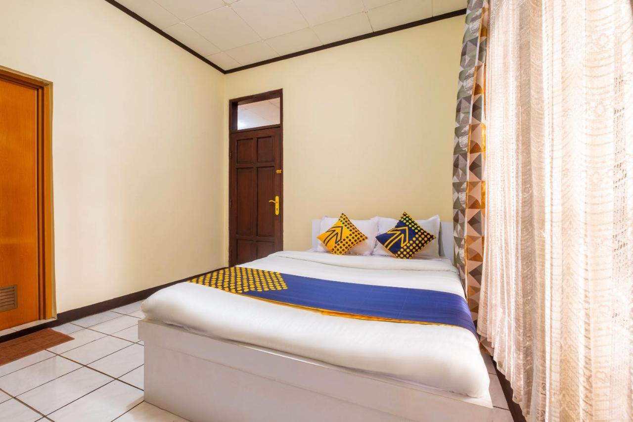 Super Oyo 2672 Bee M Syariah Hotel Bandung Exterior photo